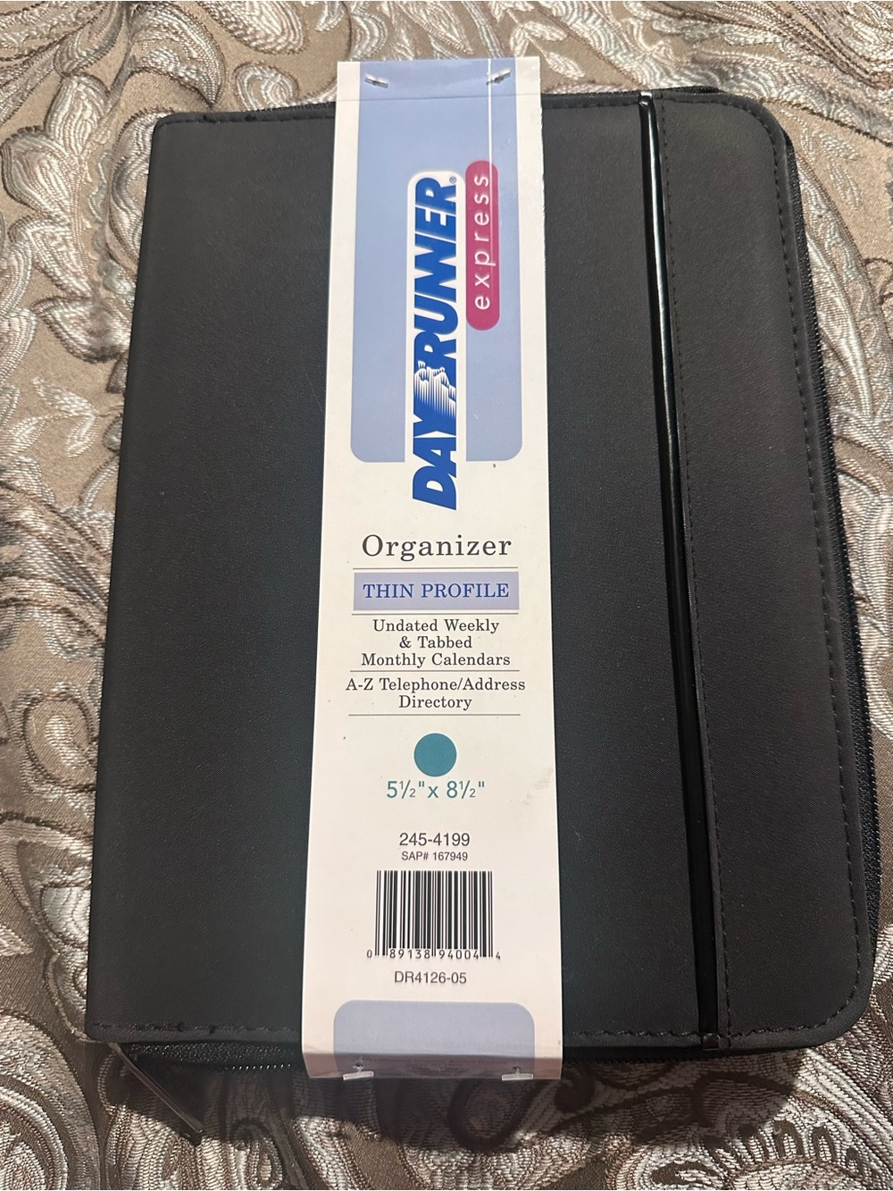 NWT Black Dayrunner undated planner